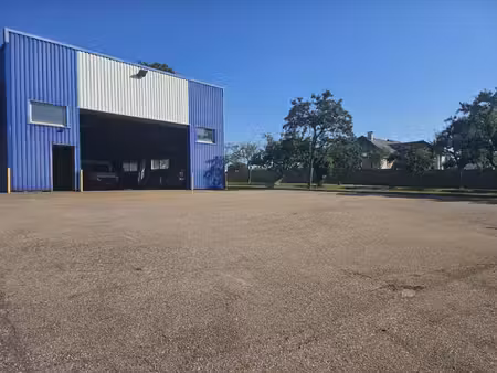 achat local commercial 240m²