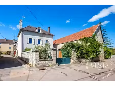 maison de 7 pièces de luxe en vente à corcelles-les-monts  france