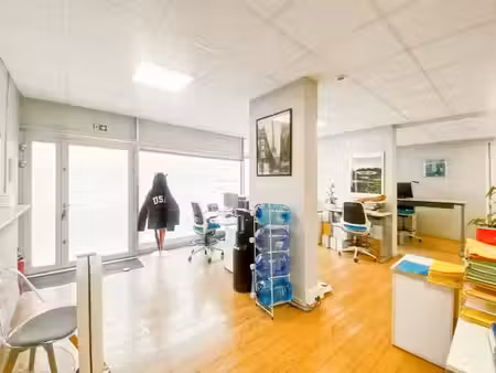 location locaux professionnels 69 m² à paris 10ème (75010)  3 157 €