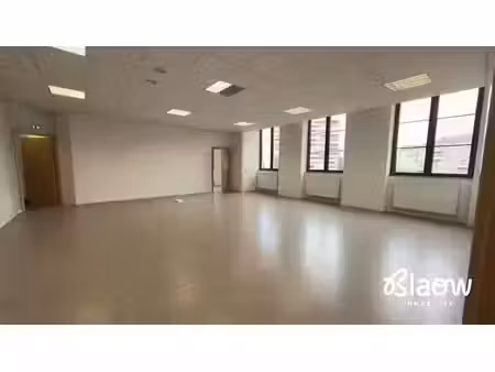 location locaux professionnels 0 pièces 630 m² à saint-etienne (42000)  4 042 €