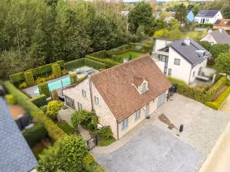 huis te koop in begijnendijk met 3 slaapkamers