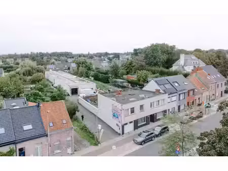 huis te koop in sint-niklaas met 4 slaapkamers