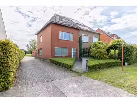 huis te koop in sint-niklaas met 3 slaapkamers