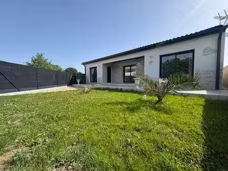 vente maison 4 pièces 135 m² à tonnay-charente (17430)  341 500 €