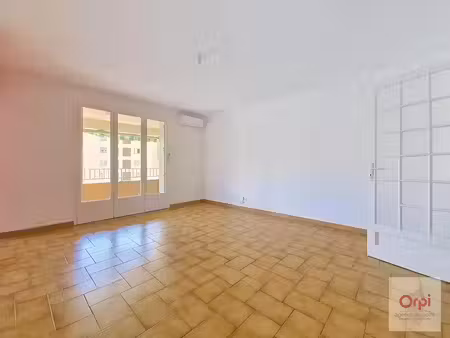 location appartement 3 pièces 87 m² à ajaccio (20090)