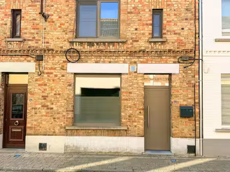 volledig gerenoveerde stadswoning | toekomststraat