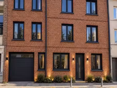 rouen immeuble avec cour