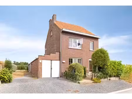 huis te koop in willebringen met 4 slaapkamers