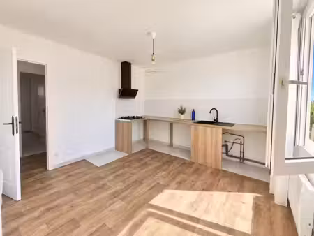 vente maison 4 pièces 104 m² nîmes (30900)