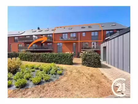 triplex à vendre avec terrasse et 3 chambres   ciney (vbe68375)
