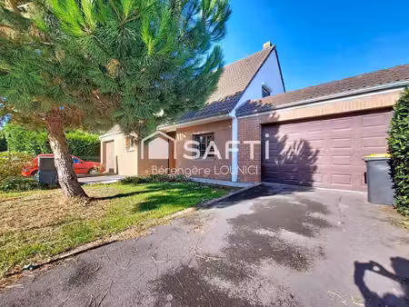 maison semi-individuelle- 3 chambres- 2 sdb- grand garage-