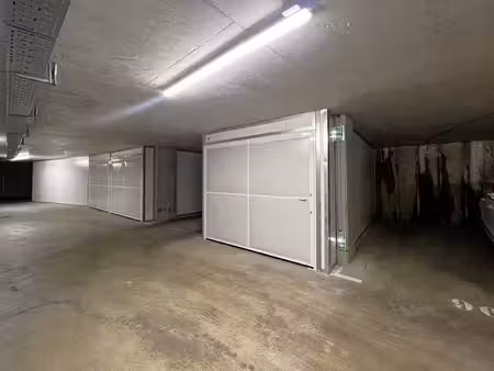 box fermé et sécurisé quartier lardenne