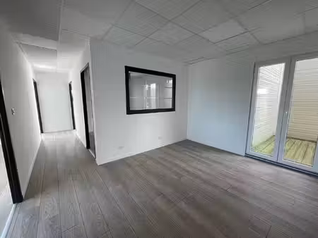 locaux 7 bureaux le brezet