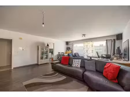appartement te huur in merksem met 3 slaapkamers