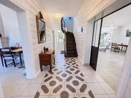 vente maison piscine aux hauts d'anjou (49330) : à vendre piscine / 246m² les hauts d'anjo