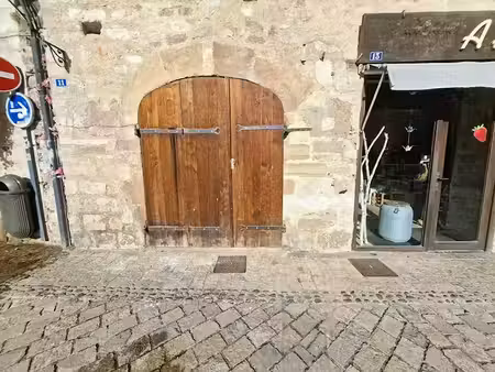 vente locaux professionnels 2 pièces 17 m² à beaulieu-sur-dordogne (19120)  34 500 €