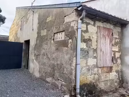 vente locaux professionnels 1 pièce 23 m² à pauillac (33250)  19 500 €