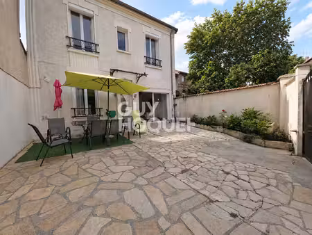 maison familiale 6 pièces 125 m² habitables  169 m² au sol  fort potentiel