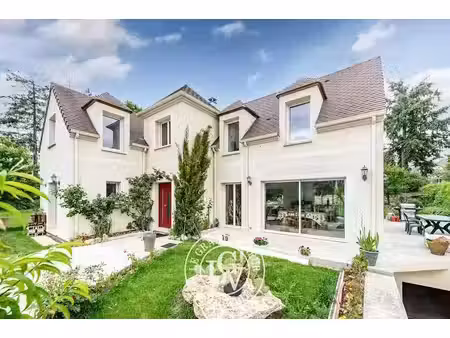 vente maison 8 pièces 204.5 m² à melun (77000)  630 000 €