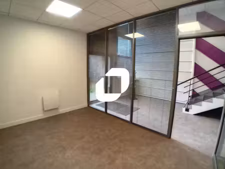 location bureaux bailly romainvilliers 77700 18m²