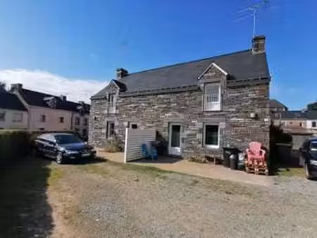 vente immeuble à carentoir (56910) : à vendre / 172m² carentoir