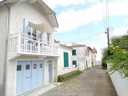 location maison 1 pièce 61m²