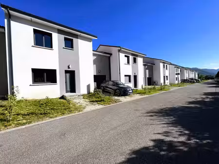 maisons t5 + garage et jardin