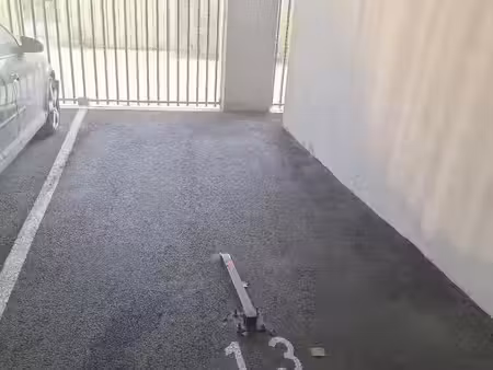 location garage à bordeaux (33800)