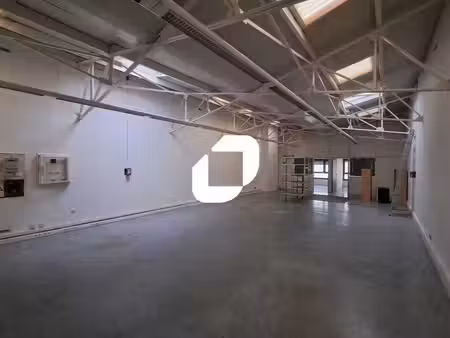 location bureaux courbevoie 92400 134m²