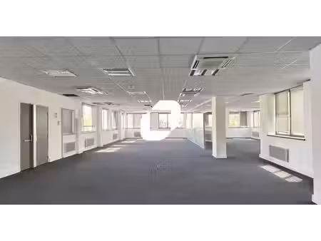 location bureaux neuilly plaisance 93360 280m² à 560m²