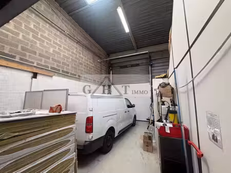 location entrepôt vaux le penil 77000 280m²
