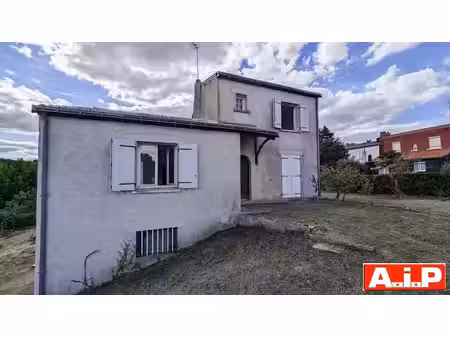 vente maison 4 pièces 115 m² à cerizay (79140)  135 000 €