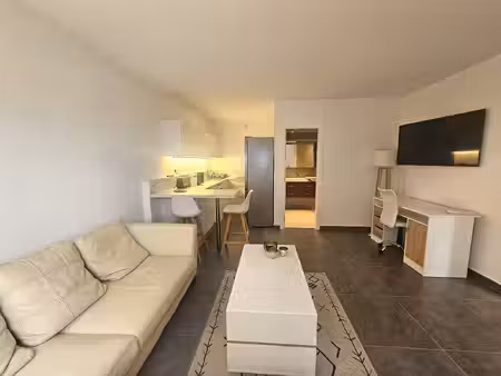 location appartement 2 pièces 43m² vallauris 06220