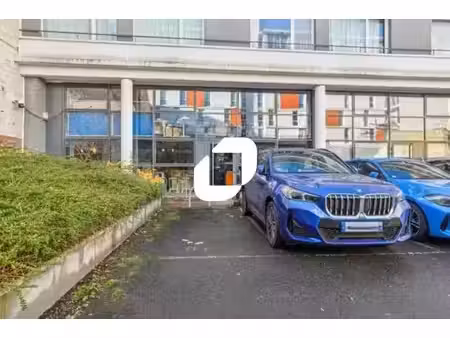 location bureaux 251m²