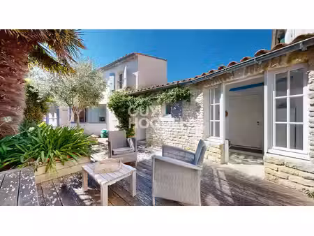 maison 5 pièces à vendre à ars-en-ré - rare sur le marché