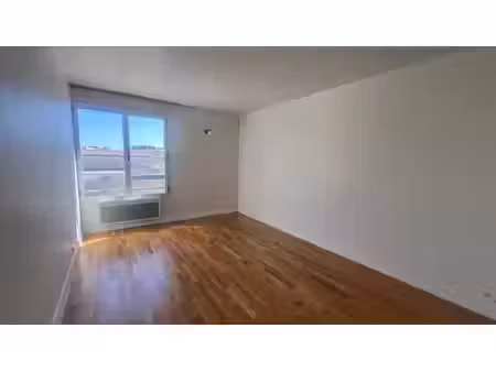 location appartement 1 pièce 24 m² à bordeaux (33800)
