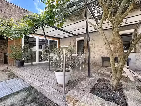 vente maison 7 pièces 182 m² à bressuire (79300)  219 000 €