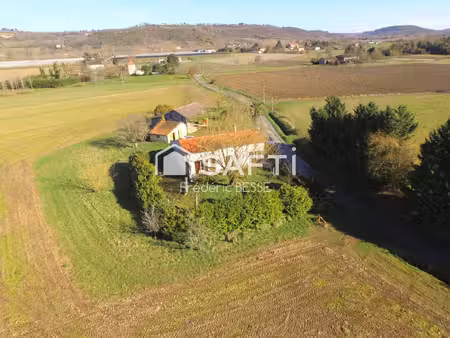 maison en pierre 160 m² à rénover.