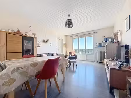 vente appartement 3 pièces 62m2 la rochelle 17000 - 165500 € - surface privée