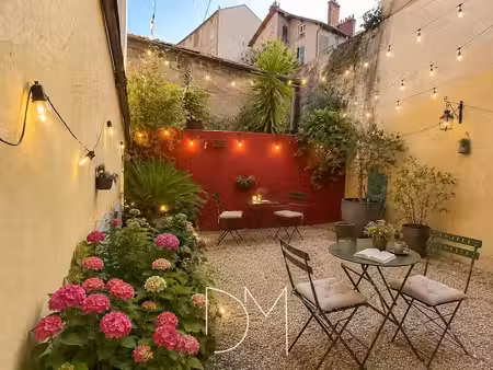 vente maison 9 pièces 246 m² à valence (26000)  299 000 €