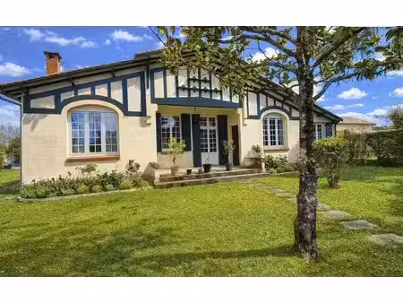 vente maison 7 pièces 159 m² à saint-seurin-sur-l'isle (33660)  307 000 €