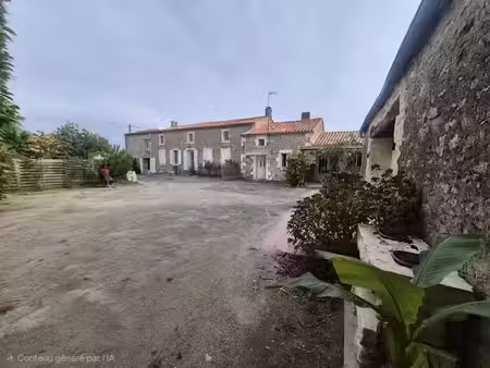 vente maison 10 pièces 285 m² à saint-hilaire-des-loges (85240)  285 000 €