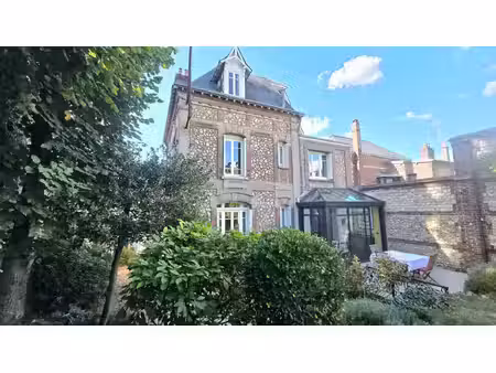 vente maison 8 pièces 195 m² rouen (76000)