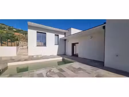 à vendre : villa spacieuse à narbonne