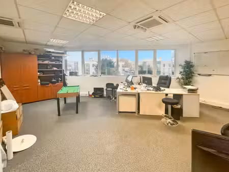 location bureaux lyon 69007 98m²