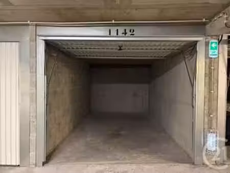 vente garage et parking à saint-herblain (44800) : à vendre / 15m² saint-herblain