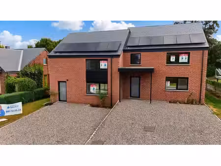 maison neuve à vendre à proximité de la gare de marloie