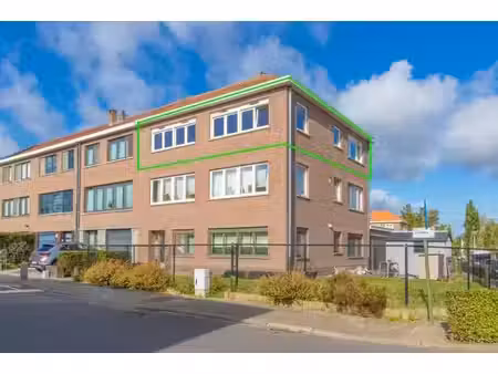 appartement avec 2 chambres à huizingen