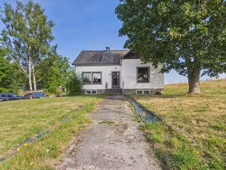 maison 4 façades avec magnifique terrain à villance !