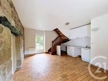 location appartement 2 pièces à lamballe (22400) : à louer 2 pièces / 37m² lamballe